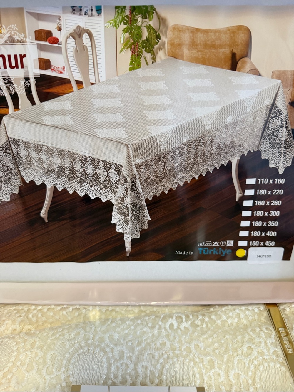 Lace-Pattern White Tablecloth - Elegant Home Dining Linen